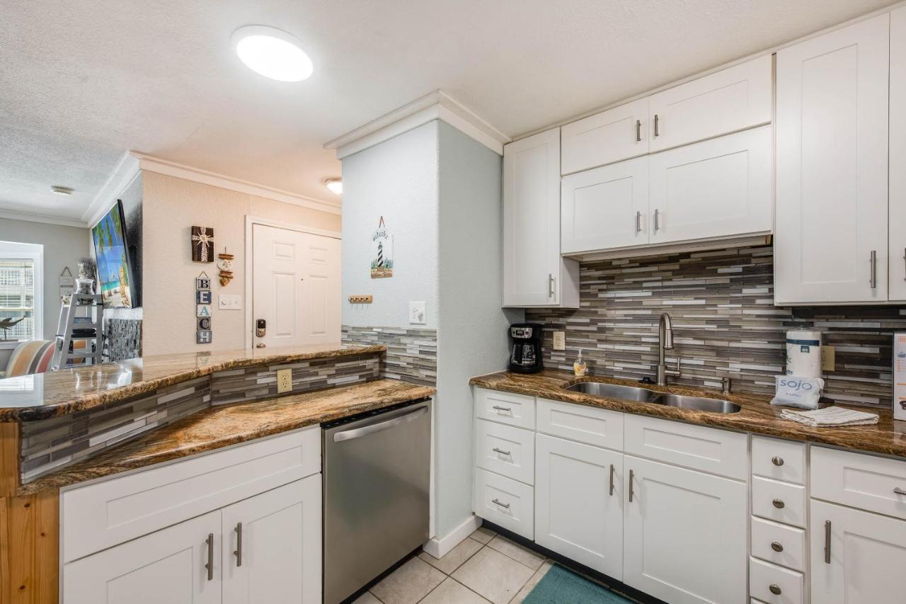 Gulf Breeze Apartment Mustang Beach ภายนอก รูปภาพ
